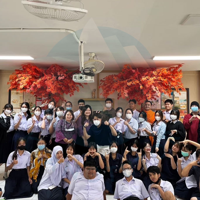 klangtutor คลังติวเตอร์ เรารวบรวมติวเตอร์และครูสอนพิเศษ จากหลายสถาบันชั้นนำ รองรับการเรียนแบบตัวต่อตัว ติวเป็นกลุ่ม โดยสามารถปรับสไตล์การสอน เวลา และสถานที่ ได้ตามความต้องการ